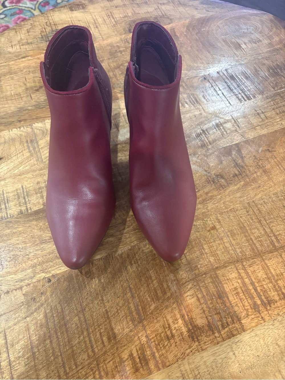 East 5th Avenue Women's Pointed Toe Ankle Boots - Burgundy